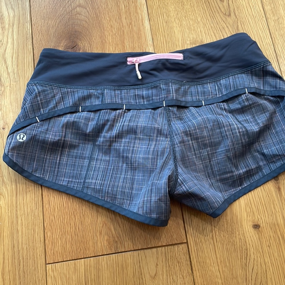 Lululemon Speed Running Short - Picture 2 of 3